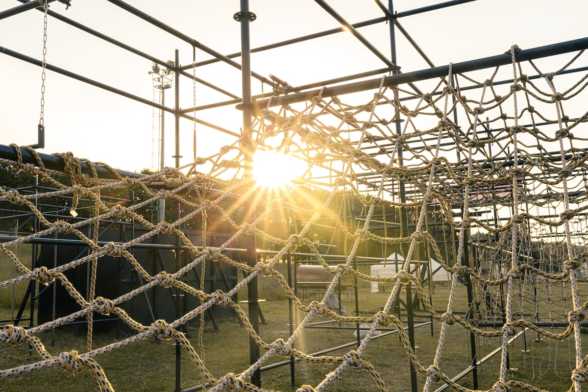 obstacle course training image